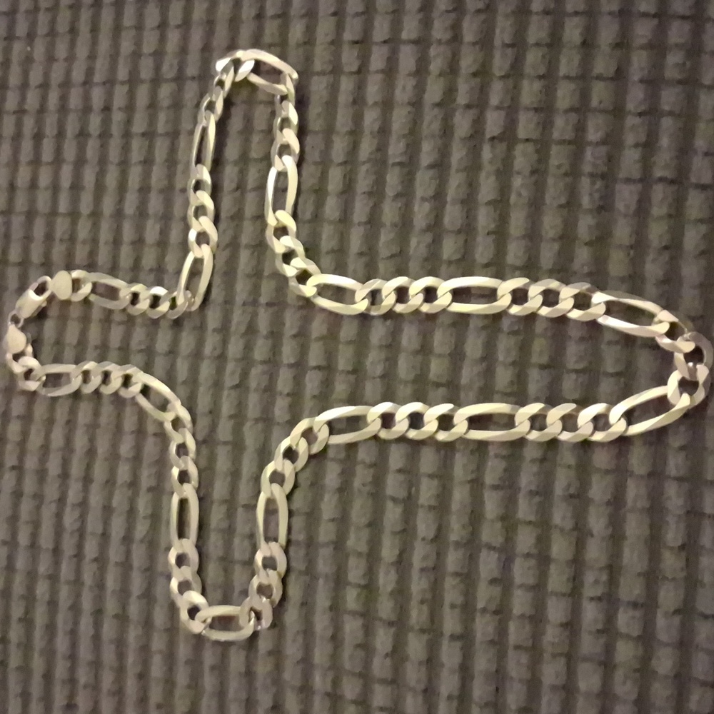 925 Italy Sterling 24" Figaro Chain 10mm - Picture 10 of 11